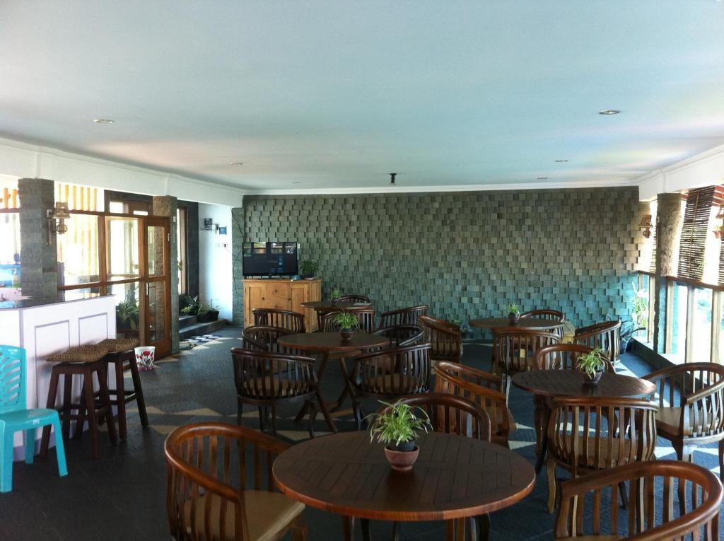 Hotel Adinda Parangtritis Exterior foto